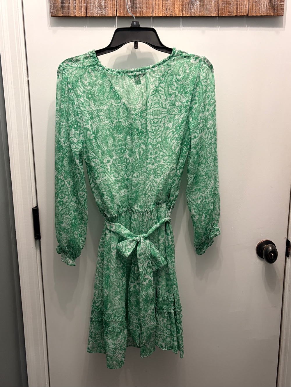 Simply Vera Vera Wang Green Paisley Tie-Waist Long Sleeve Dress